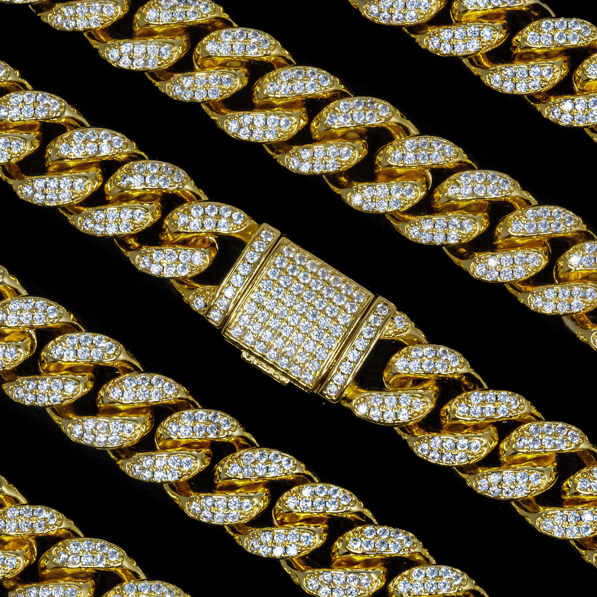 Iced Cuban Link Bracelet in Yellow Gold - 12mm