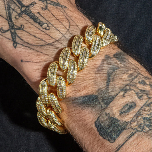 Baguette Cuban Link Bracelet in Yellow Gold - 18mm