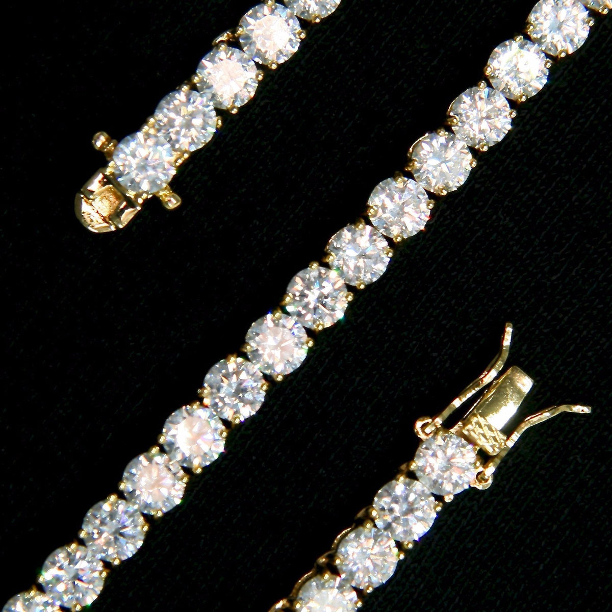 Tennis Bracelet in Yellow Gold - 5mm