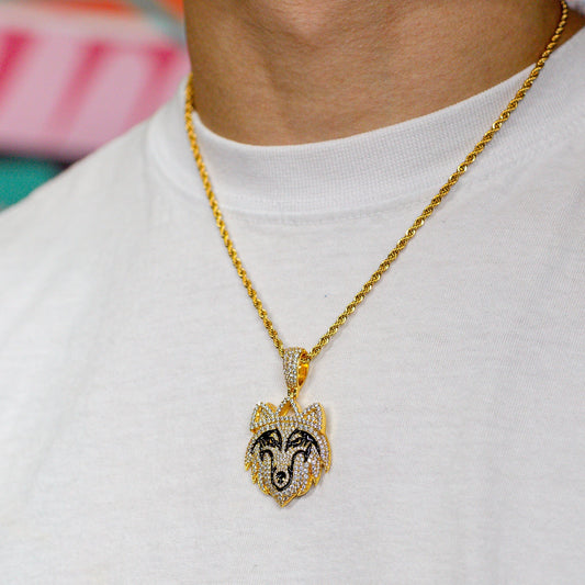 Iced Wolf Pendant in Yellow Gold